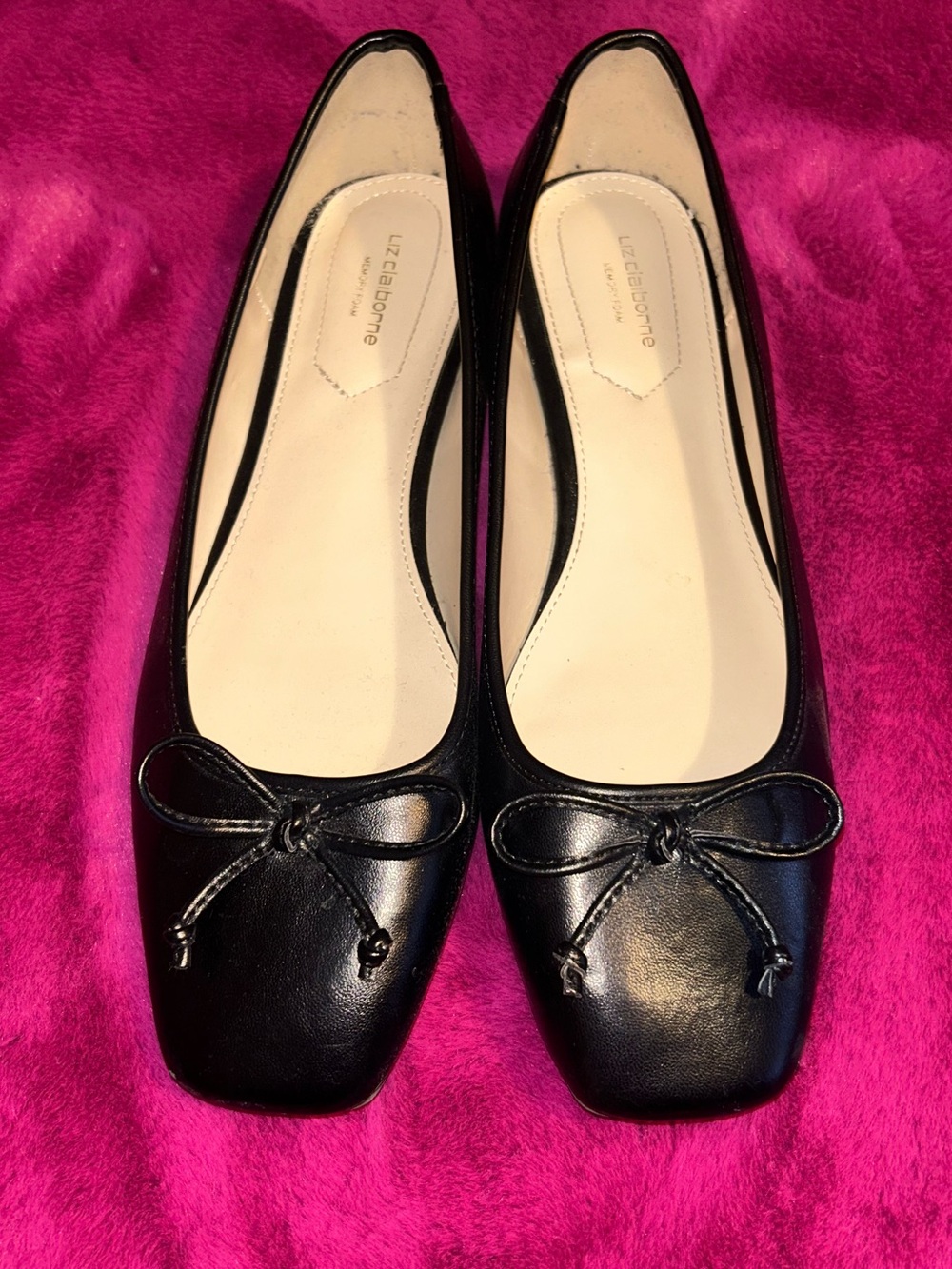 Liz Claiborne Black Leather Square-Toe Ballet Flats with Bow